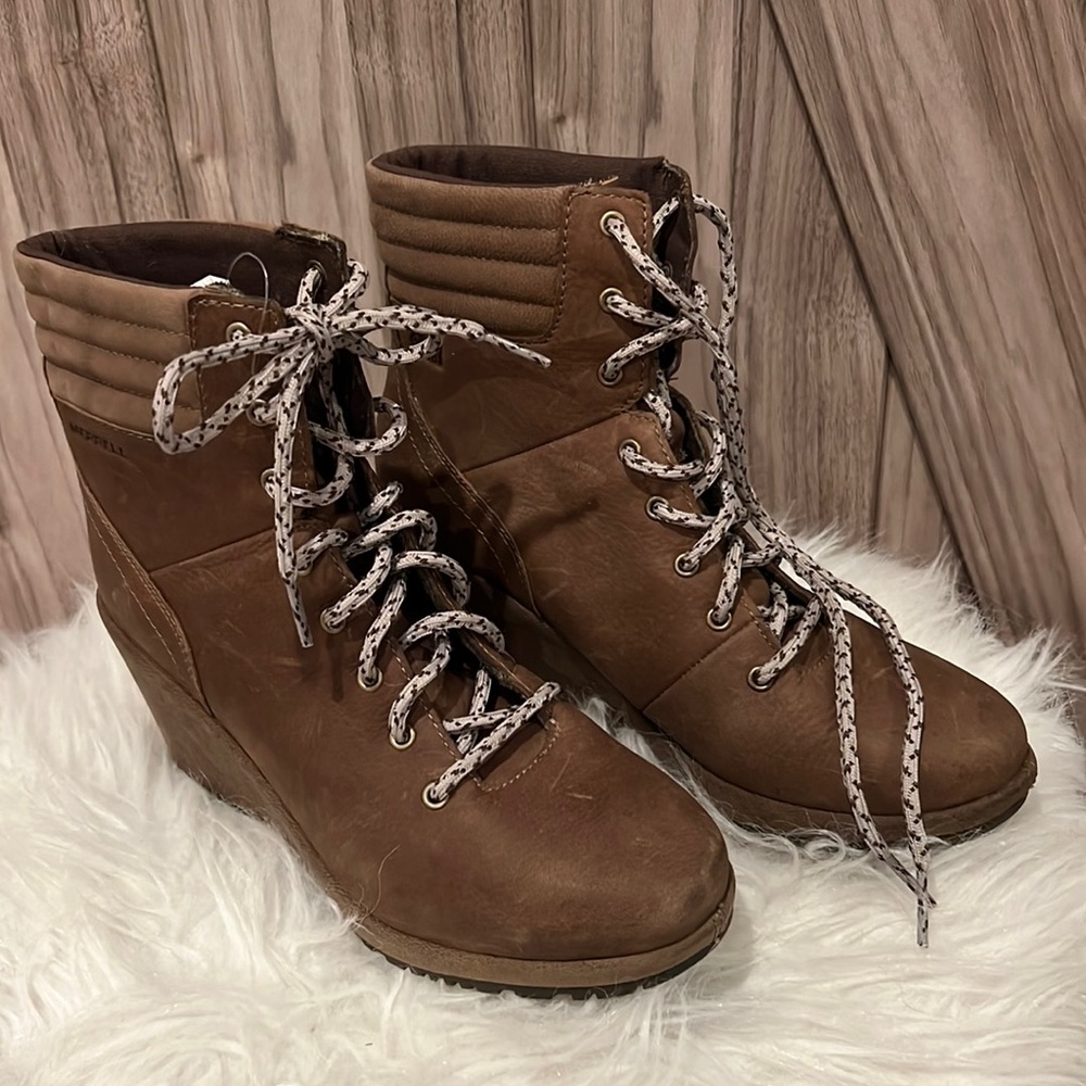 Merrell boots, wedge heel 6 1/2